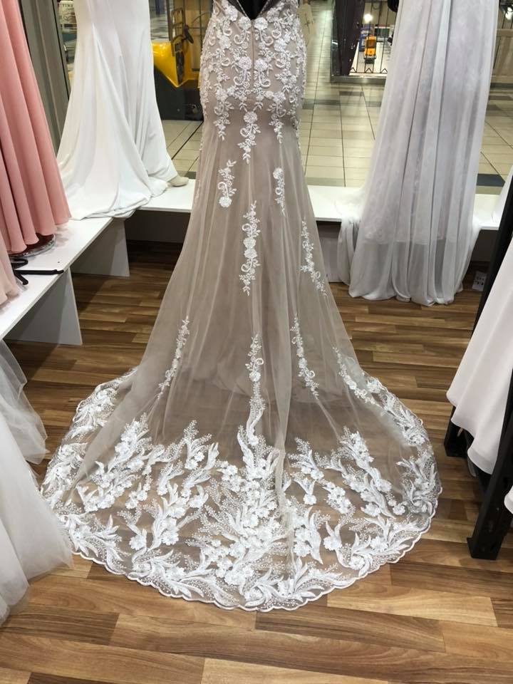 Size 14 Champagne Wedding Dress